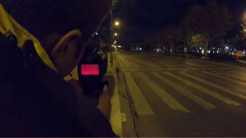 Η ΕΛΑΣ παίρνει άδειες και πινακίδες από «κοντράκηδες»