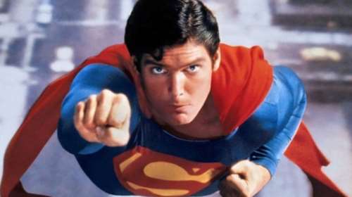 Η πρώτη κάπα του Superman πωλήθηκε 200.000 δολ.