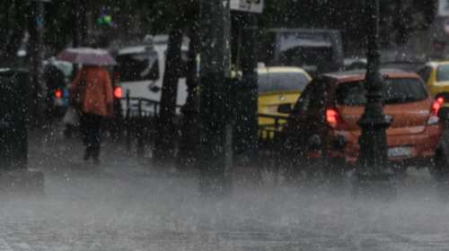 Meteo: Αλλάζει ο καιρός από απόψε - Έρχονται βροχές και καταιγίδες