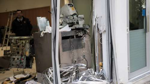 Ληστεία στη Νέα Χαλκηδόνα: Εμβόλισαν την τζαμαρία και άδειασαν το ΑΤΜ