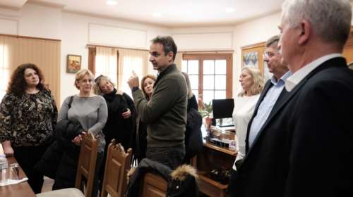 Μητσοτάκης: Προσλήψεις 2.858 μόνιμων για το «Βοήθεια στο Σπίτι»