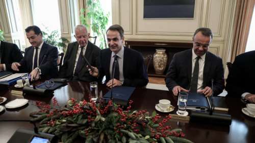 Μητσοτάκης για απεργίες: Δεν μπορεί να κλείνει ο δρόμος για 50 διαδηλωτές.