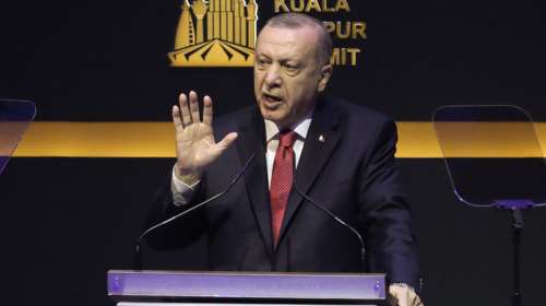 Αναγέννηση με το Ισλάμ οραματίζεται ο Ερντογάν