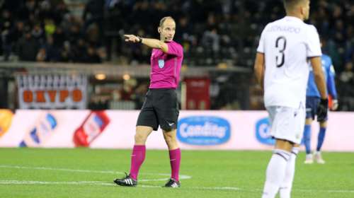 «Λουκέτο» στη Super League: Σε αποχή επ&#39; αόριστον οι διαιτητές