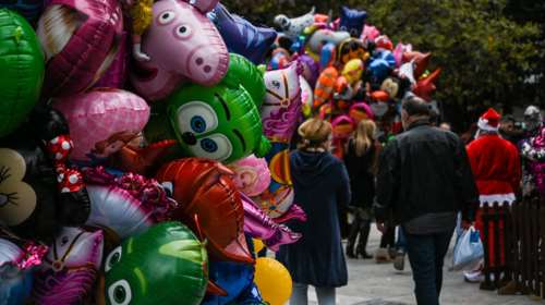 Συννεφιασμένα Χριστούγεννα με τοπικές βροχές και κρύο