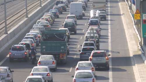 Αττική Οδός: Καραμπόλα με 6 οχήματα - Kαθυστερήσεις 30&#39;