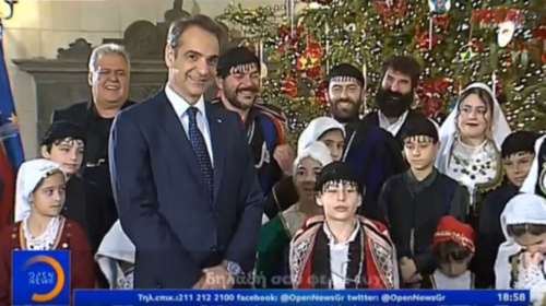 Η ατάκα του πιτσιρικά που προκάλεσε το γέλιο του Μητσοτάκη