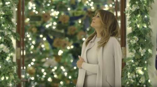 Ο τσιγκούνης Τραμπ των Χριστουγέννων -Το δώρο στη Μελάνια