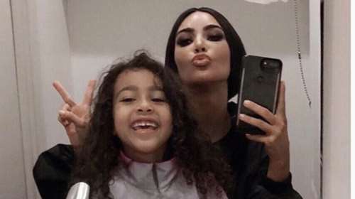 Το τζάκετ του Μάικλ Τζάκσον έγινε δώρο στην μικρή Καρντάσιαν