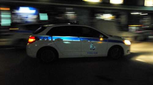 Σε υπερπολυτελή Mercedes βρήκαν σύνεργα τρομοκρατίας