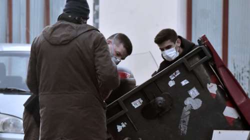 Ψάχνουν το τεμαχισμένο πτώμα στα Πετράλωνα (εικόνες)