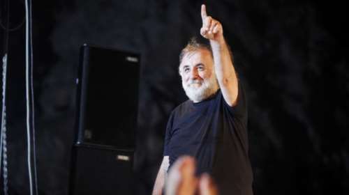 Θάνος Μικρούτσικος: όταν μιλούσε ο ίδιος για την ασθένειά του