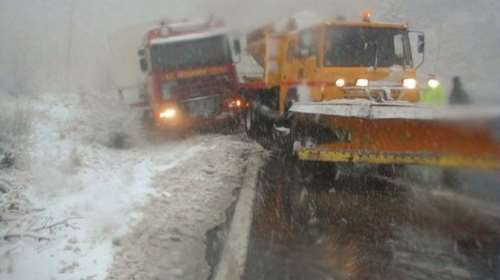 Διακοπή κυκλοφορίας &amp; απαγορευτικό στα φορτηγά στην εο Αθηνών-Λαμίας