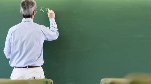 Διορισμούς 10.000 εκπαιδευτικών προανήγγειλε η Σοφία Ζαχαράκη