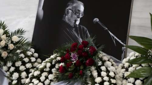 Θάνος Μικρούτσικος: Συγκλονιστικό «αντίο» με τα τραγούδια του