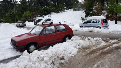 Πώς τοποθετούνται οι αντιολισθητικές αλυσίδες στο αυτοκίνητο - Βίντεο