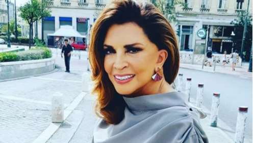 H Μιμή Ντενίση με νέο χρώμα μαλλιών στο Ηρώδειο