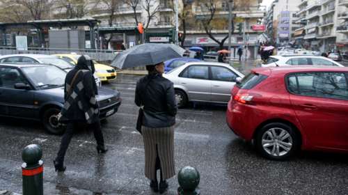 Καιρός: Παγετός, μποφόρ και τοπικές βροχές