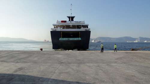 Σταδιακή άρση του απαγορευτικού απόπλου - Αναχωρούν τα πλοία