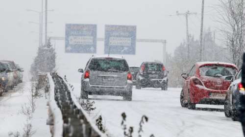Κακοκαιρία «Ηφαιστίων»:Τσουχτερό κρύο &amp; χιόνια και στην Αττική