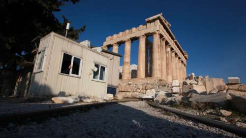 Κόντρα ΥΠΠΟΑ-αρχαιοφυλάκων για τις τουαλέτες και τη θέρμανση στην Ακρόπολη