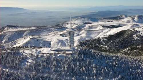 Χιόνια σε Πάρνηθα και Κιθαιρώνα την Δευτέρα - Θυελλώδεις βοριάδες στο Αιγαίο