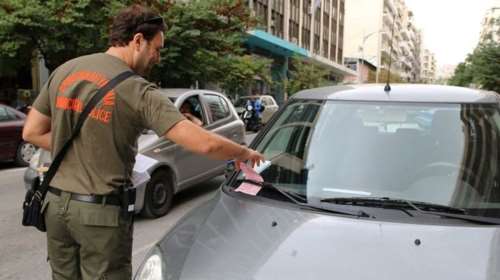 «Τσουνάμι» από κλήσεις στη Θεσσαλονίκη: 1.400 σε μία ημέρα