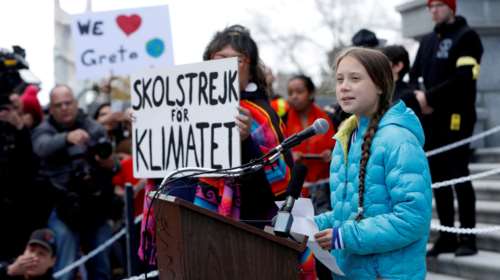 Το ποίημα της Πάτι Σμιθ για τα γενέθλια της Γκρέτα Τούνμπεργκ