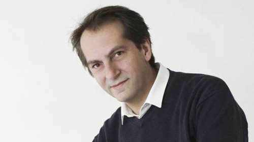 &quot;Της ομορφιάς το άγριο φιλί&quot; από τον Παρασκευά Καρασούλο στον Ιανό