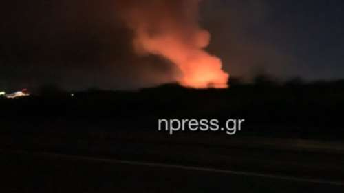 Μεγάλη φωτιά σε εργοστάσιο ανακύκλωσης στην Κόρινθο [βίντεο]