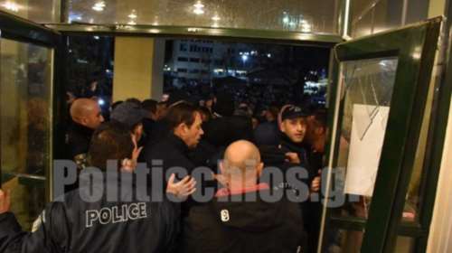 Ποινική δίωξη στους συλληφθέντες για τον προπηλακισμό Μηταράκη