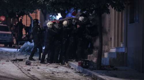 Κακουργήματα όσα έγιναν στο Κουκάκι από τους αναρχικούς λένε οι αστυνομικοί