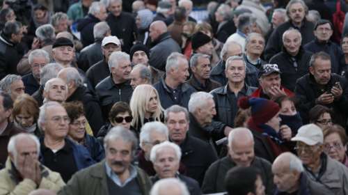 Μπόνους έως 60% στις συντάξεις όσων συνεχίσουν να εργάζονται