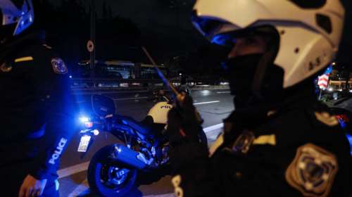 Καταδρομική επίθεση στα γραφεία «Δημοκρατία» και «Espresso»