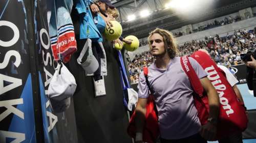 Ξέφυγαν οι Έλληνες φίλαθλοι σε αγώνα του Τσιτσιπά - Τι συνέβη