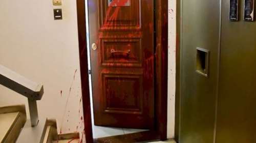 «Ντου» του Ρουβίκωνα σε γυναικολόγο -Αρνήθηκε να κάνει άμβλωση