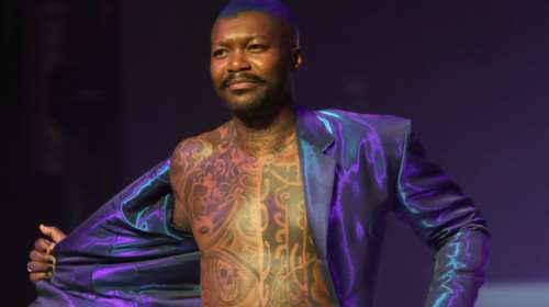 Ο Τζιμπρίλ Σισέ... γδύθηκε στην πασαρέλα του Γκοτιέ - Φωτο