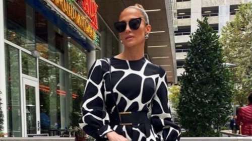 Τζένιφερ Λόπεζ: Το εντυπωσιακό ασπρόμαυρο streetstyle με Valentino