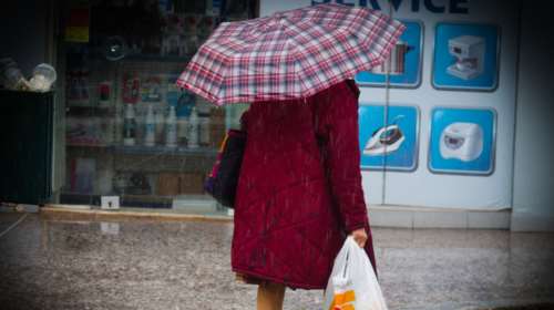 Καιρός: Με βροχές, καταιγίδες και τοπικά παγετό η Κυριακή