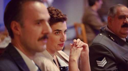 Άγριες Μέλισσες: Η Παγώνα εγκαταλείπει τον σύζυγό της