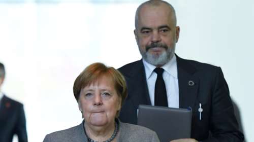 Μέρκελ: Θέλω την Βόρεια Μακεδονία στην Ε.Ε.- Να ξεκινήσουν οι συνομιλίες