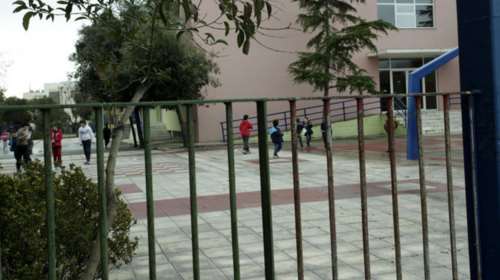 Υπουργείο Παιδείας: «Σβήνονται» έως 5 απουσίες λόγω της γρίπης
