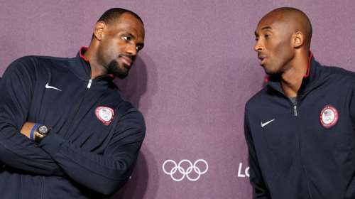 ΛεΜπρον για τον Μπράιαντ: «Θέλω να γράψω και όλο κλαίω...»