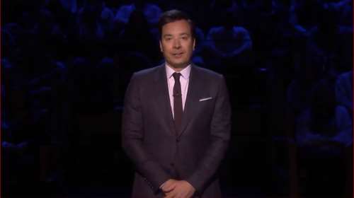 Ο Τζίμι Φάλον ξεσπά ζωντανά σε κλάματα για τον Κόμπι - Βίντεο