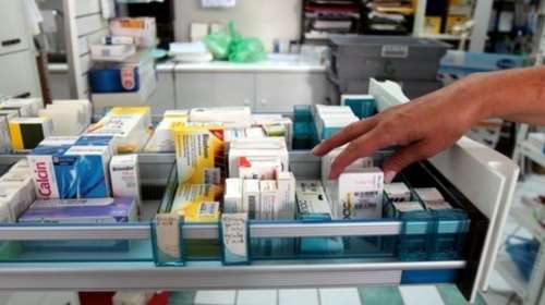 Ο ΕΟΦ θα ανακοινώνει τα φάρμακα σε έλλειψη και θα προτείνει εναλλακτικά σκευάσματα