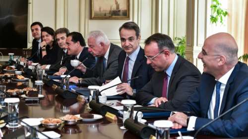 Υπουργικό: Σε ποιους υπουργούς έδωσε συγχαρητήρια ο Μητσοτάκης