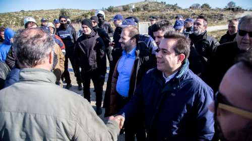 Μηταράκης: Μήνυμα ότι δεν είμαστε ξέφραγο αμπέλι το πλωτό φράγμα