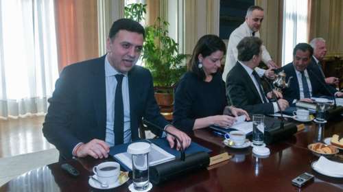 Προειδοποίηση Κικίλια: Δεν αποκλείεται να έρθει ο κοροναϊός στην Ελλάδα