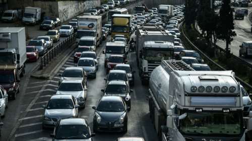 Μποτιλιάρισμα χιλιομέτρων στον Κηφισό λόγω τροχαίου ατυχήματος