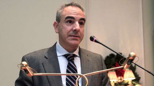 Έτοιμος να παραιτηθεί ο Ντόκος για τα περί συνεκμετάλλευσης